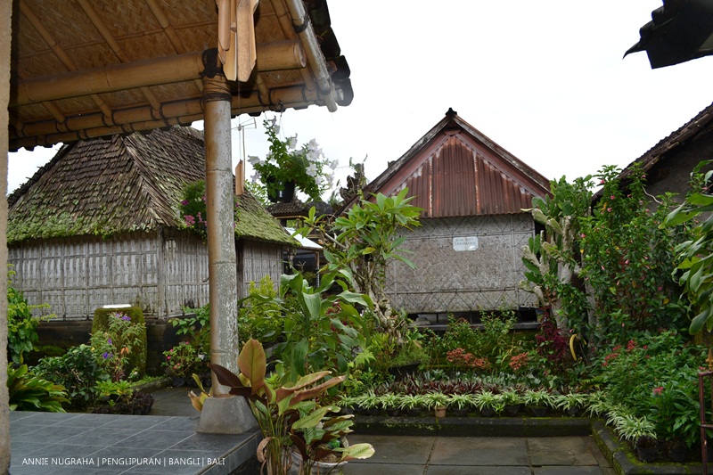 PENGLIPURAN Bali - satu dari sepuluh desa terbersih di dunia