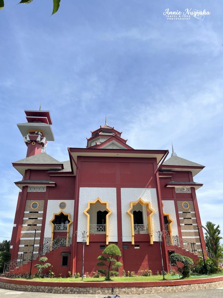 Beberapa Masjid Indah Bersejarah yang Bisa Kita Kunjungi di Makassar