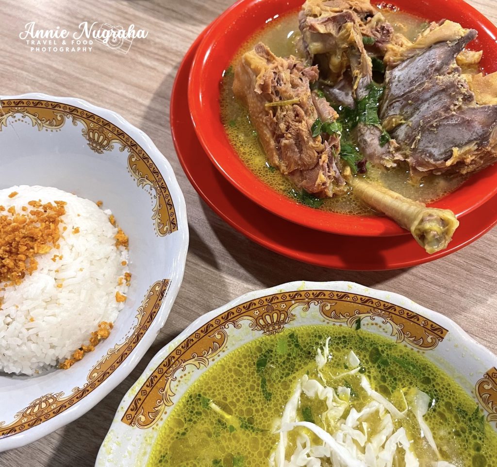Soto Ayam Lamongan Cak Har. Rekomendasi Kuliner Enak di Surabaya