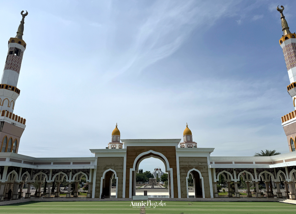 Masjid Islamic Centre Syekh Abdul Manan, Megah di Antara Kehidupan Bersahaja Masyarakat Indramayu