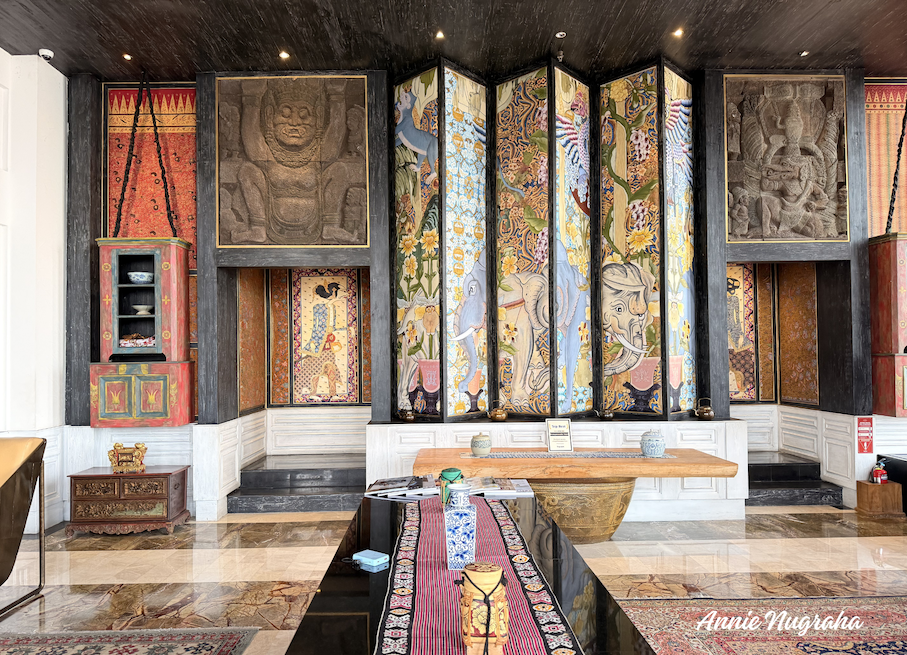 The Library Lounge Hotel The Orient, Perpustakaan dan Tempat Nongkrong Asyik di Jakarta