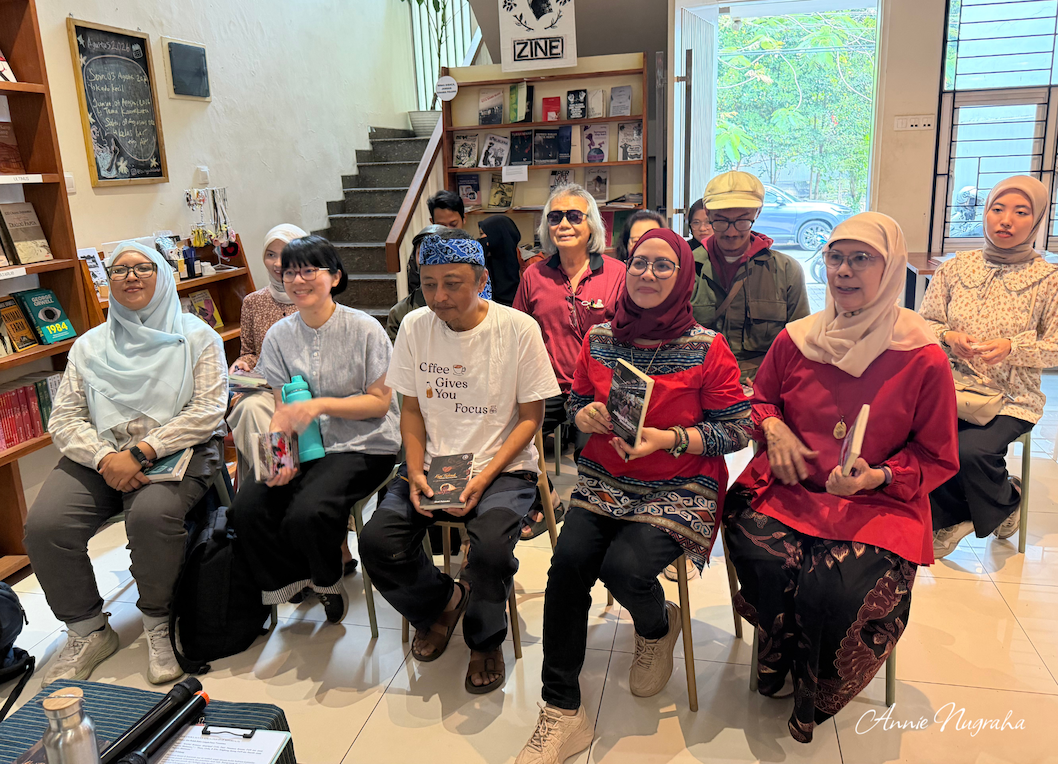 Dari Ide Menjadi Lembaran. Diskusi dan Bedah Buku Antologi "Jelajah Pasar Nusantara"