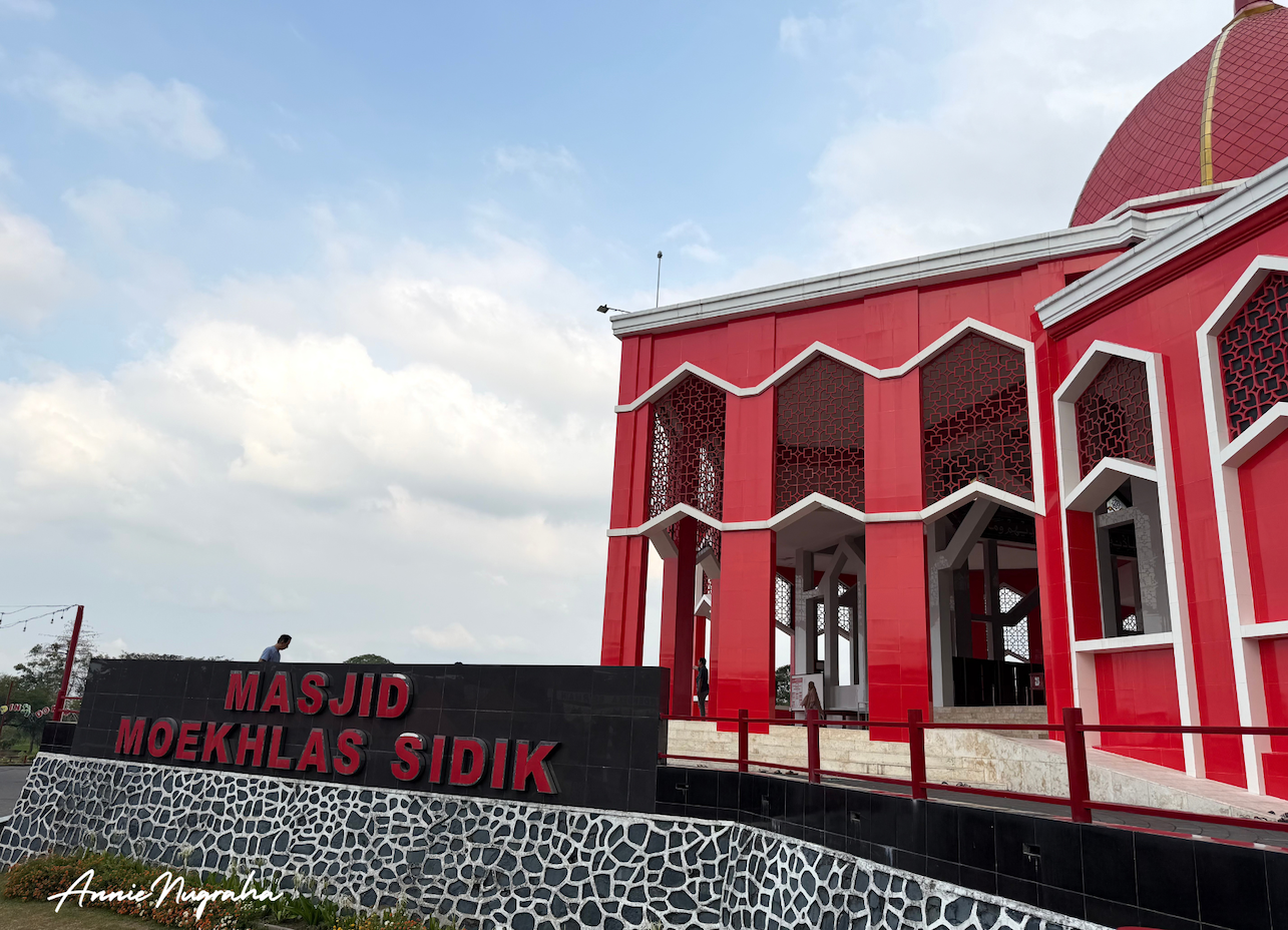 Masjid Moekhlas Sidik, Wisata dan Ikon Religi Unik di Pasuruan